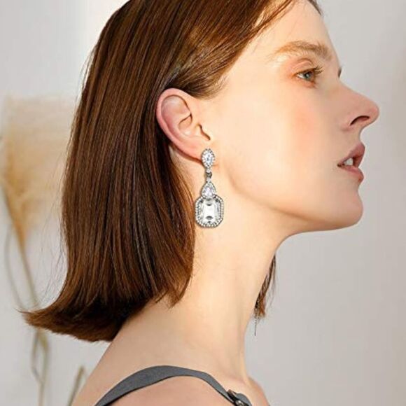 Gun Metal with White Diamond Austrian Crystal Infinity Chandelier Post Earrings - Picture 4 of 5